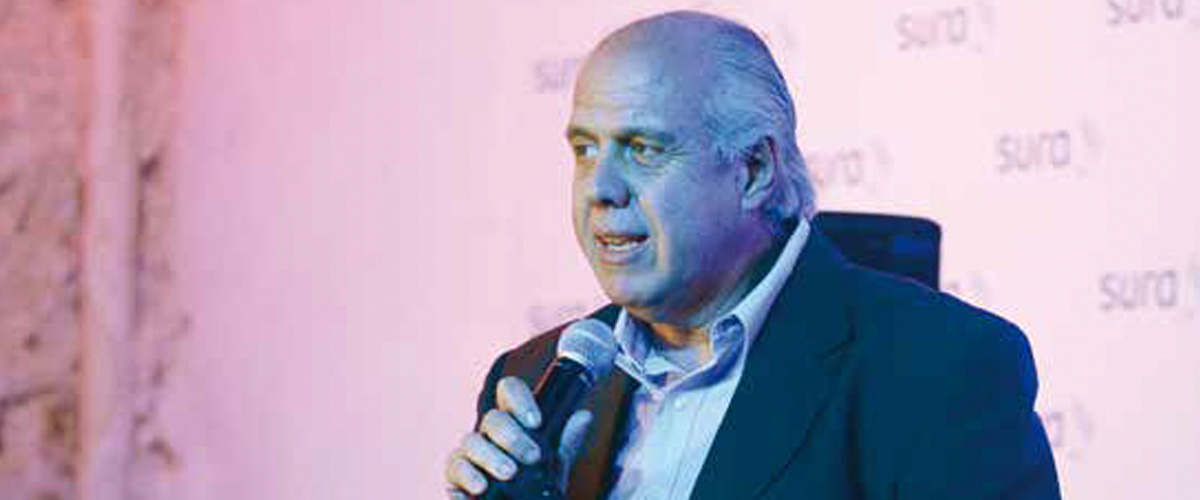 :: Seguros SURA : : Entrevista al Director de Seguros de la Compañía :: Seguros SURA : : Entrevista al Director de Seguros de la Compañía