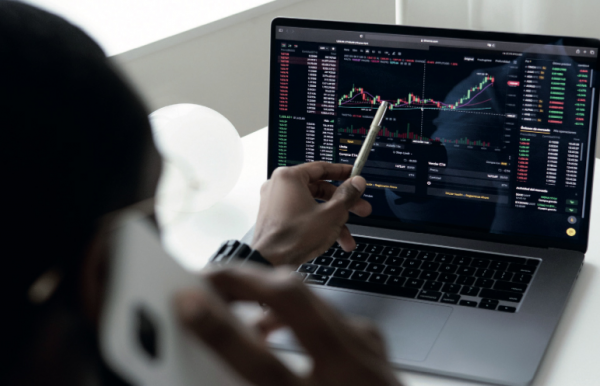 Digitalizaci�n,  transferencia  internacional de datos y desaf�os regulatorios